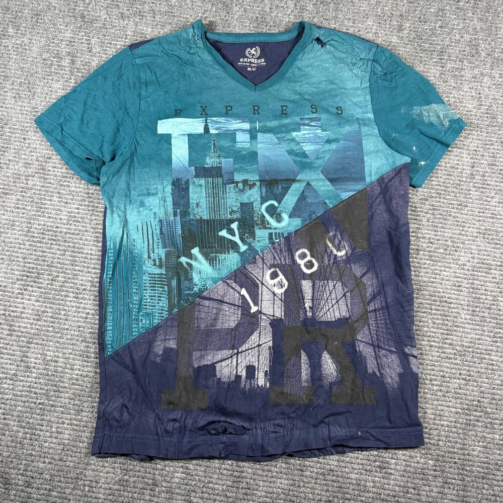 Express Graphic Tee Mens Medium Blue Fair Distressed NYC Skyline V-Neck